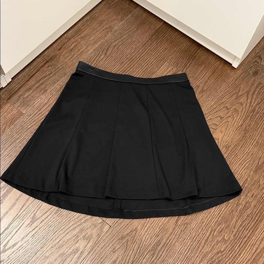 The Limited Black Mini Skirt – Faux Leather Waistband Size 2